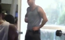 Str8 bulge in gym